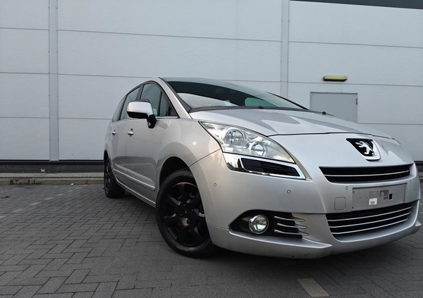 Peugeot 5008 cena 18900 przebieg: 217300, rok produkcji 2011 z Ustka małe 562